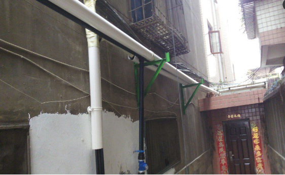 保春節(jié)安全供水 站好最后一班崗