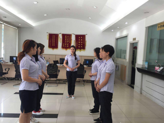 營(yíng)銷(xiāo)部客服中心落實(shí)晨會(huì)制度紀(jì)實(shí)