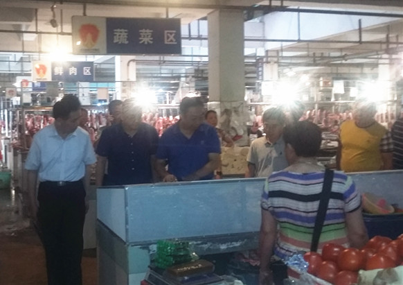 金沙農(nóng)貿(mào)市場創(chuàng)國衛(wèi)獲好評(píng)