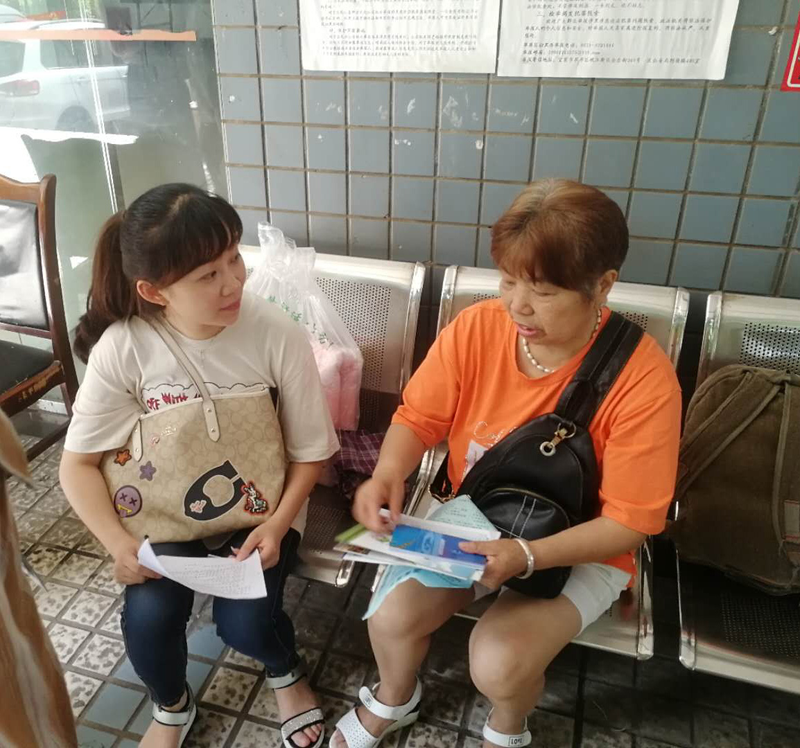 集團(tuán)公司創(chuàng)文“包?！边M(jìn)社區(qū)