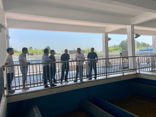 市住建局領(lǐng)導調(diào)研五水廠生產(chǎn)、建設情況