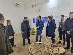 市國資委領導到清源水務集團慰問優(yōu)秀人才、困難黨員并開展節(jié)前安全檢查