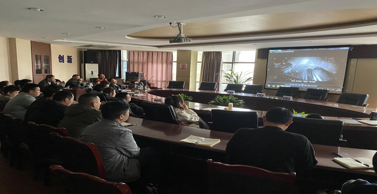 高舉防腐旗幟,弘揚(yáng)時(shí)代正氣