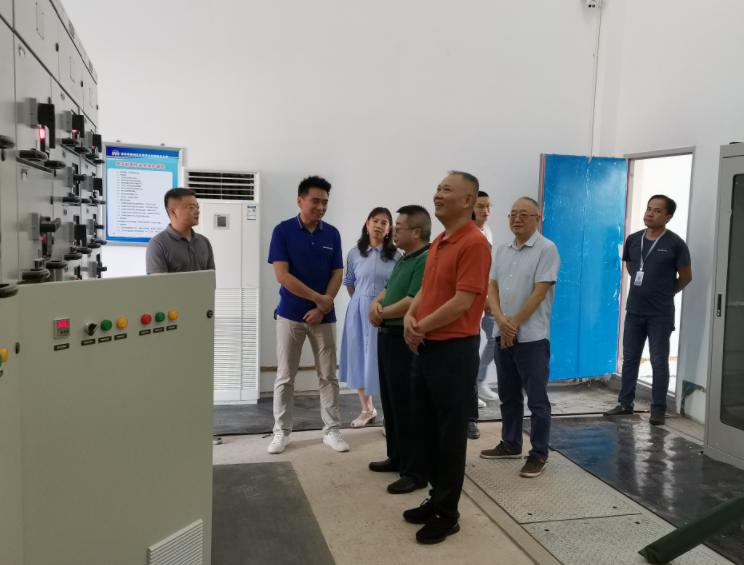 敘州區(qū)人大、政協(xié)領(lǐng)導(dǎo)到清源水務(wù)集團天泉供水公司調(diào)研