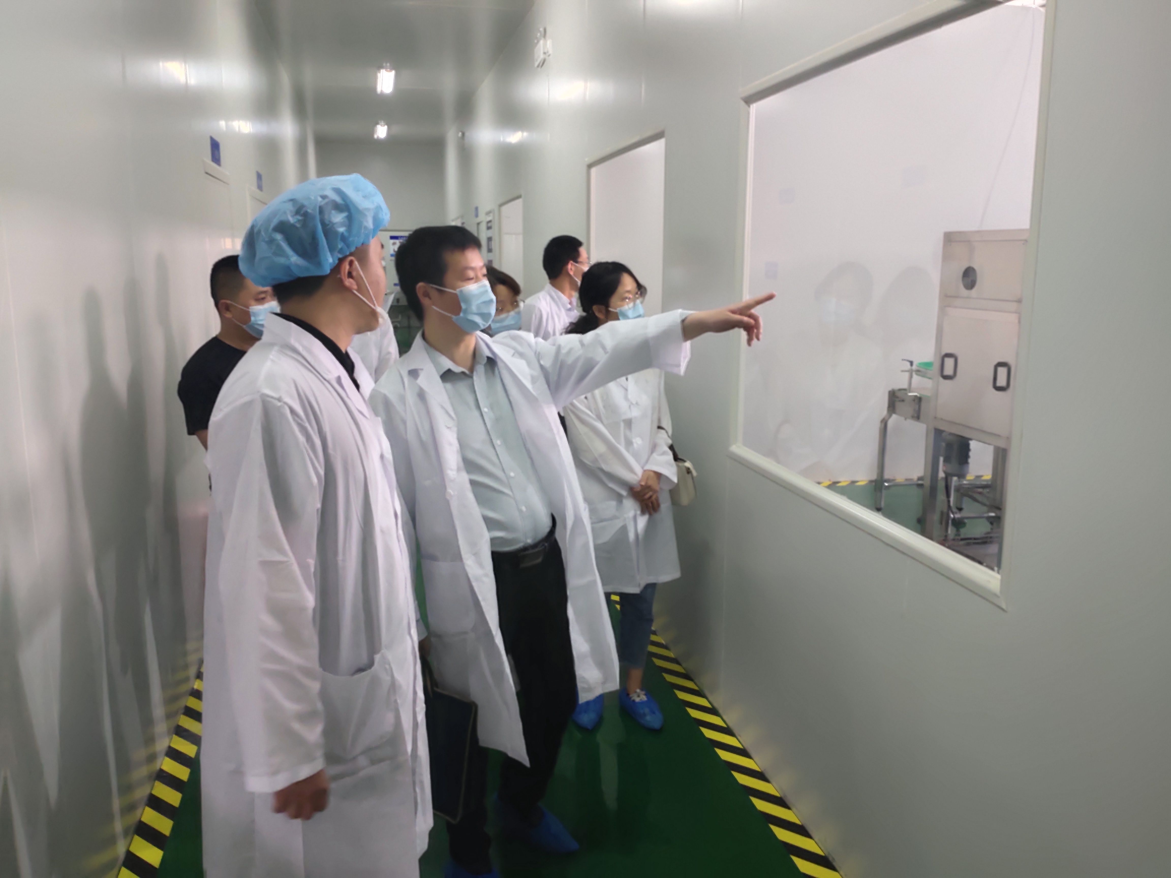 市公服集團(tuán)黨委委員、監(jiān)事會(huì)主席周威帶隊(duì)調(diào)研清源水務(wù)公司