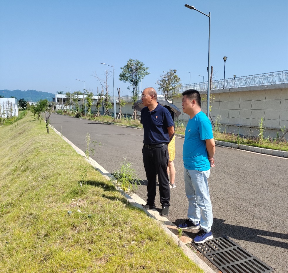 高溫指導(dǎo)水廠生產(chǎn)，心系一線干部職工 ——黨委副書記、工會主席任大慶到制水分公司開展夏季安全生產(chǎn)檢查