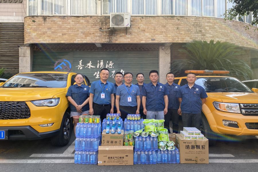 奮戰(zhàn)一線保供水，夏送清涼沁人心