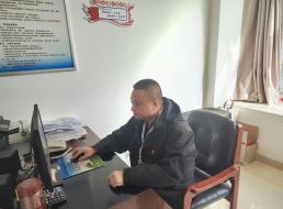 《榜樣在身邊》系列報(bào)道——莫正平、梁元 恒心堅(jiān)守鑄典范，砥礪前行綻光芒